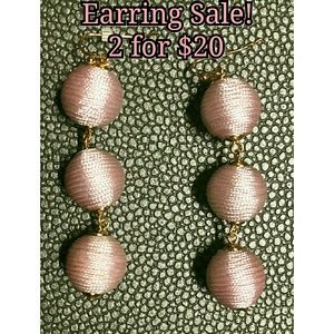 🚨2 for $20🚨 Bon Bon Earrings Baby Pink